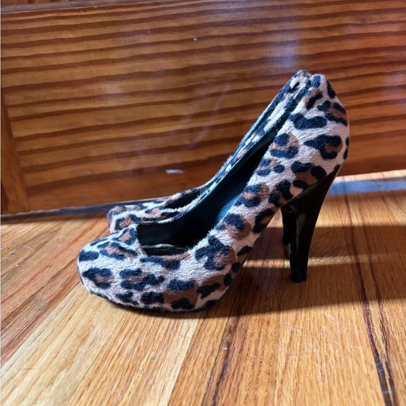 Cheetah heels faux fur - Picture 1 of 3